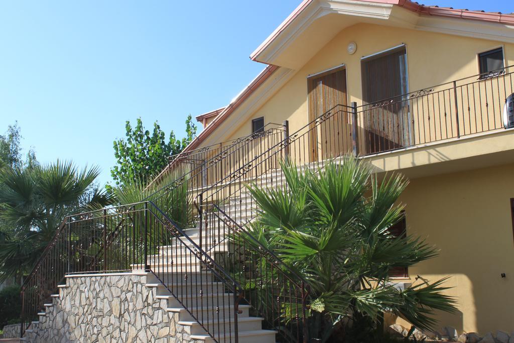 Green Park Residence Foce Varano Luaran gambar
